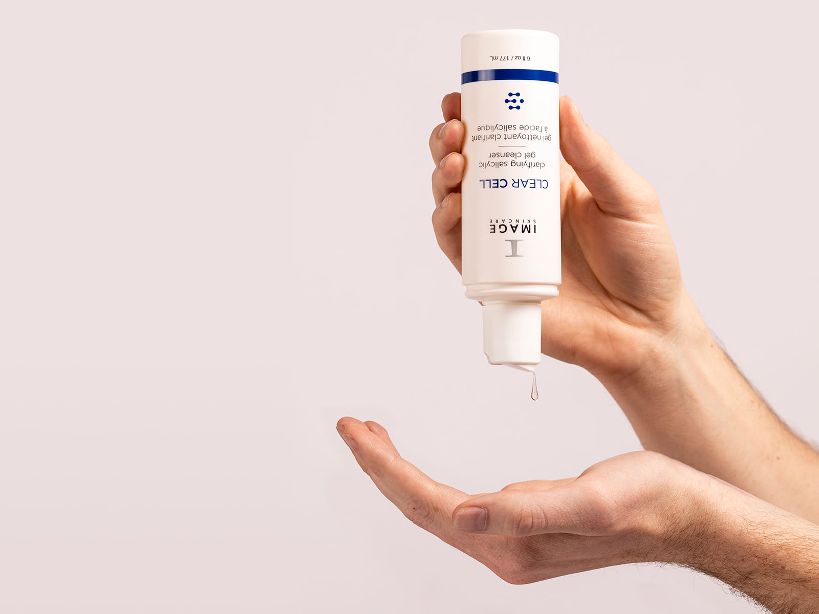 Image | CLEAR CELL - Clarifying Salicylic Gel Cleanser - Delizia Skincare