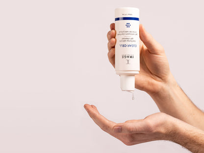 Image | CLEAR CELL - Clarifying Salicylic Gel Cleanser - Delizia Skincare