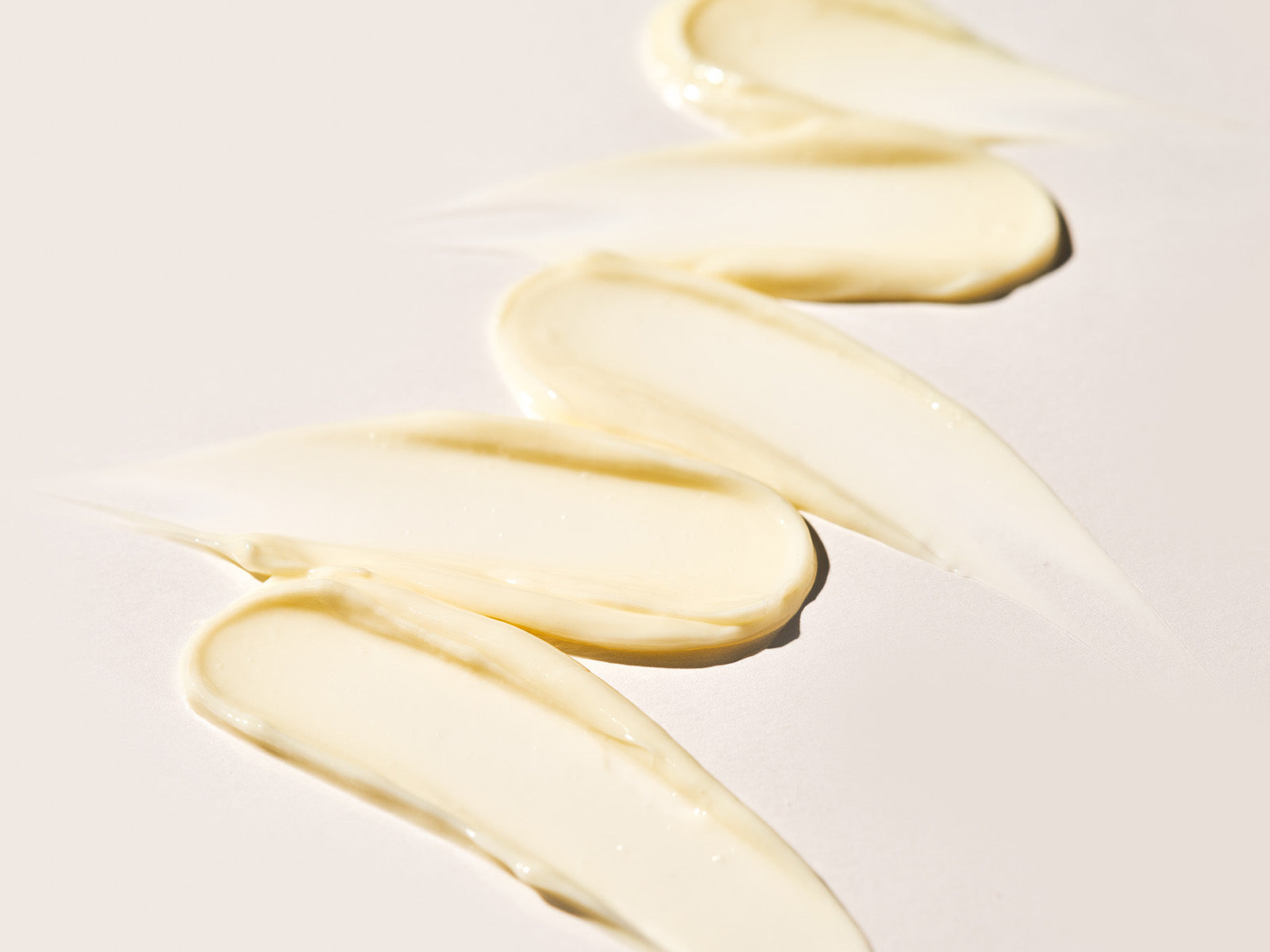 Image | AGELESS+ Retinol - Treatment Crème 1.2% Retinol Complex - Delizia Skincare