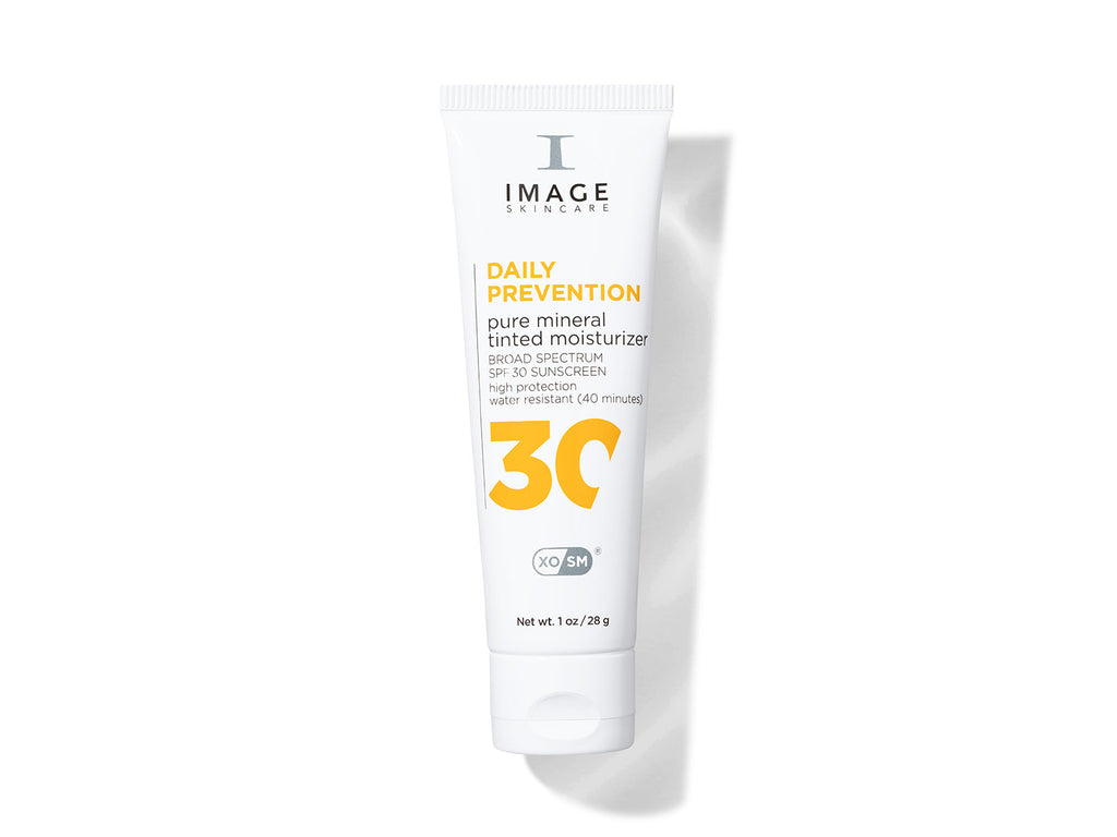 Image | Travel Size DAILY PREVENTION - Pure Mineral Tinted Moisturizer SPF 30 - Delizia Skincare