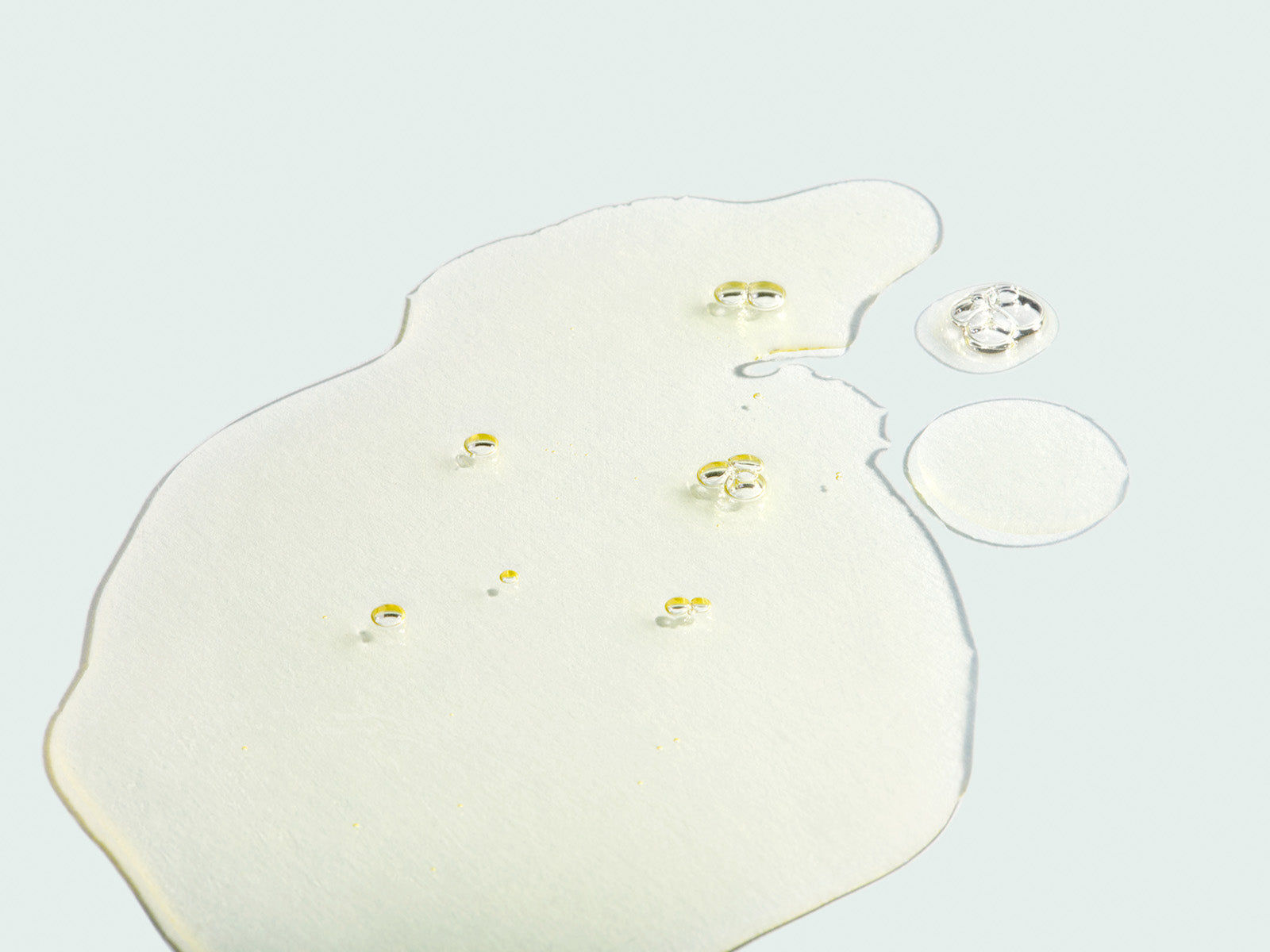 Image | VITAL C - Hydrating Facial Oil - Delizia Skincare