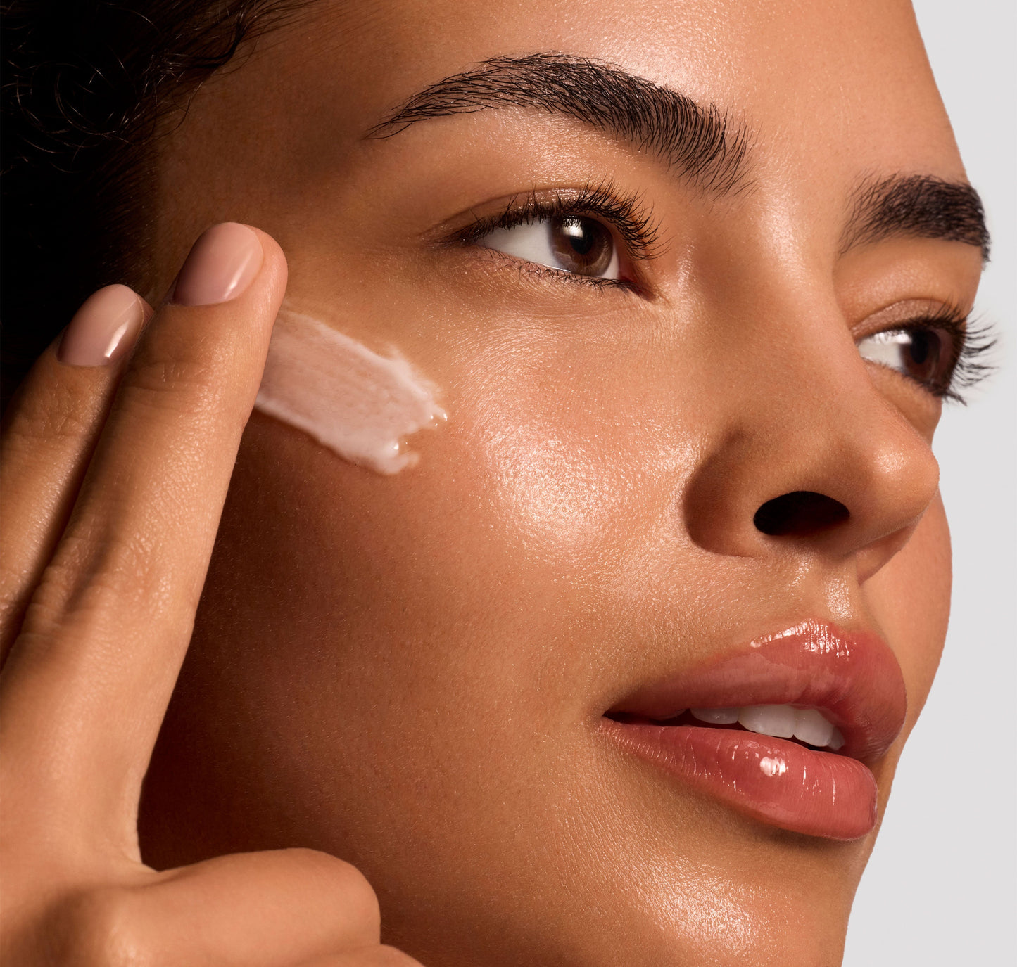 iS Clinical | Reparative Moisture Emulsion