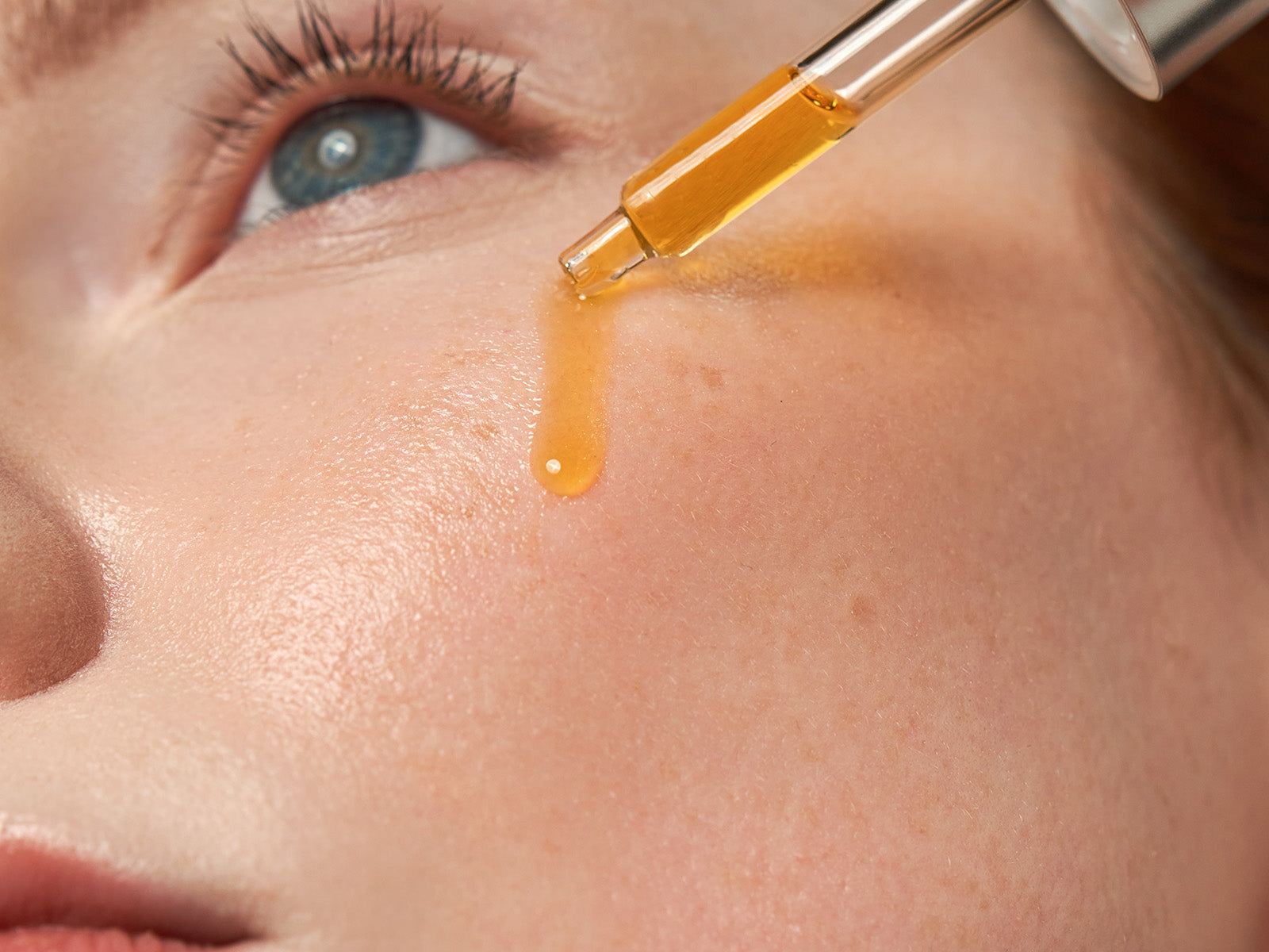Image | Trial Size AGELESS+ Retinol - Pure Liquid Retinol 0.1% - Delizia Skincare
