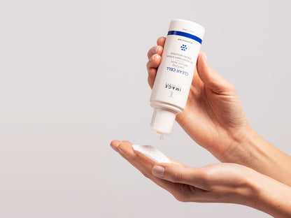 Image | CLEAR CELL - Clarifying Salicylic Tonic - Delizia Skincare