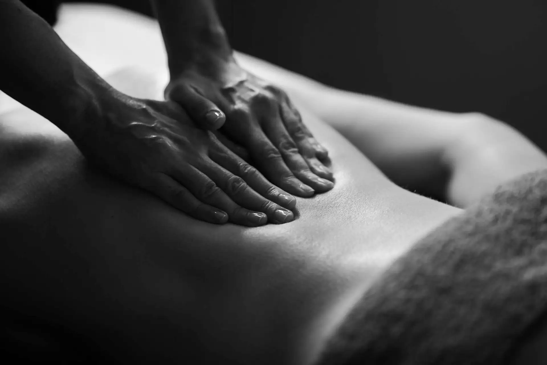 massage full 2048x1365 1 Homepage